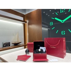 까르띠에 바그누아르 쿼츠 시계 001-212713