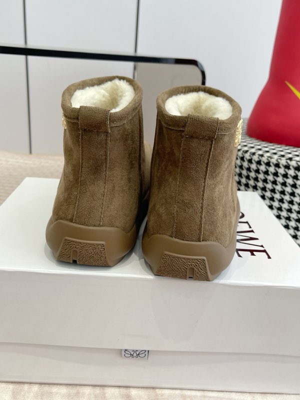 로에베 양모 일체형 스노우 부츠 001-212731