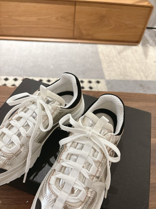 샤넬 봄여름 신상 캐주얼 운동화 001-212895