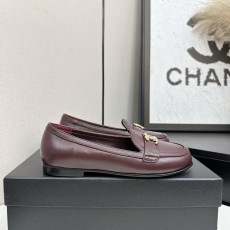 샤넬 더블 C 로고 심플 가죽 플랫슈즈 001-212967