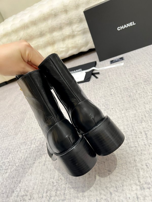 샤넬 클래식 버클 디테일马丁 부츠 001-212980
