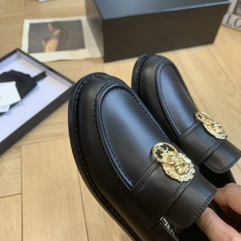 샤넬풍 빈티지 라운드 토 로퍼 001-213025