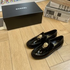 샤넬 빈티지 라운드 토 로퍼 001-213028