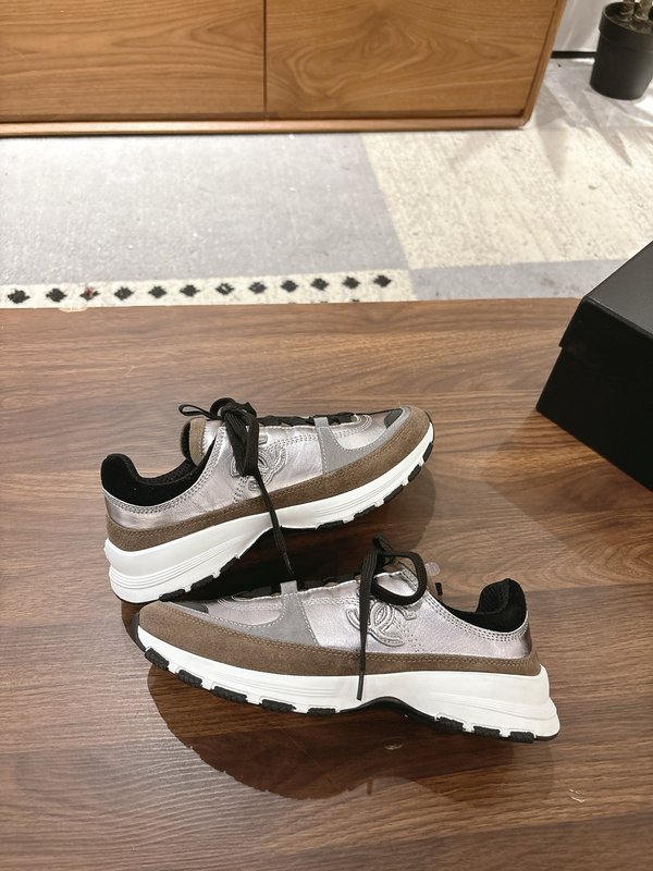 샤넬 봄여름 신상 캐주얼 운동화 001-213029
