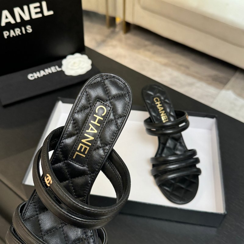 샤넬 더블 C 스트랩 힐 샌들 001-213042