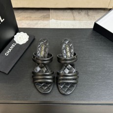 샤넬 더블 C 스트랩 힐 샌들 001-213042