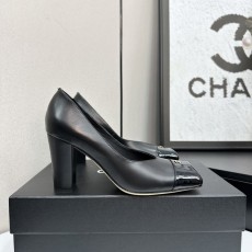샤넬 가을 겨울 굽이 있는 앵클 부츠 001-213055