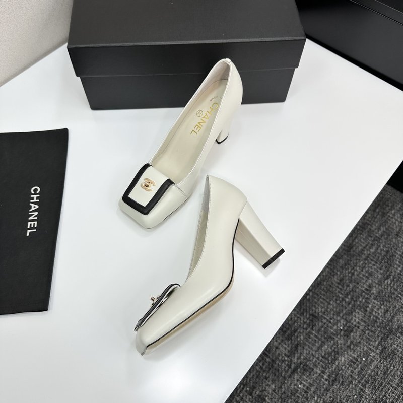 샤넬 스타일 굽이 있는 하이힐 001-213058