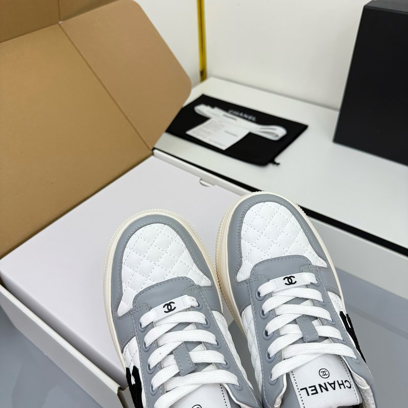 샤넬 팬더 컬러 캐주얼 운동화 001-213061