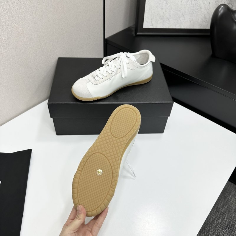 샤넬 판다 컬러 두꺼운 밑창 캐주얼 스니커즈 001-213231