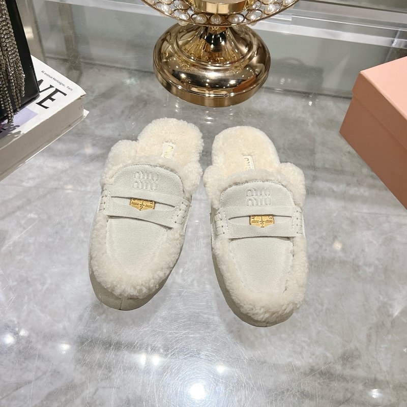 미우미우 울 로퍼 빈티지 패션 슬리퍼 001-213530