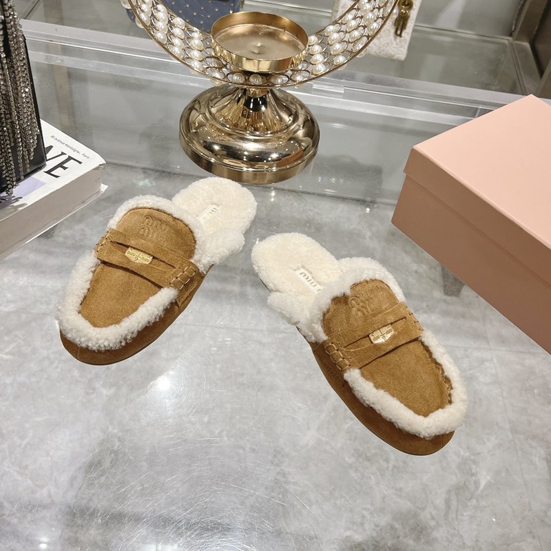 미우미우 가을 겨울 신상 울 로퍼 001-213531