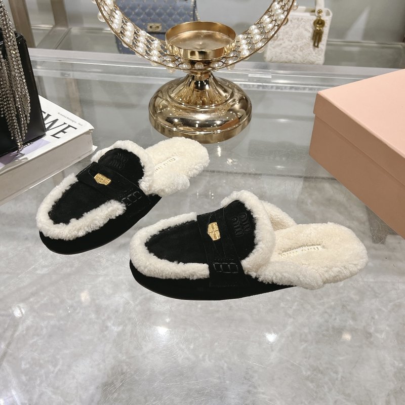 미우미우 울 로퍼 빈티지 패션 슬리퍼 001-213532
