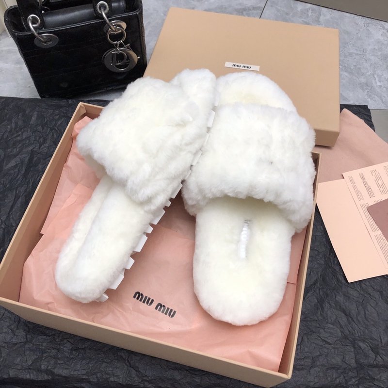 미우미우 가을 겨울 울 퍼 슬리퍼 001-213551