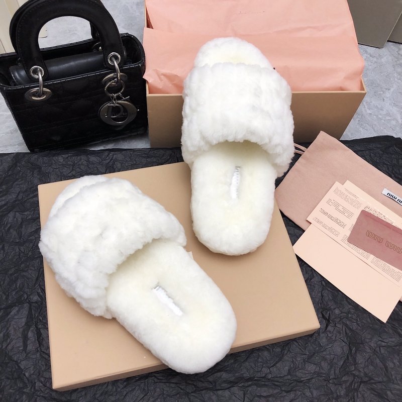 미우미우 가을 겨울 울 퍼 슬리퍼 001-213551