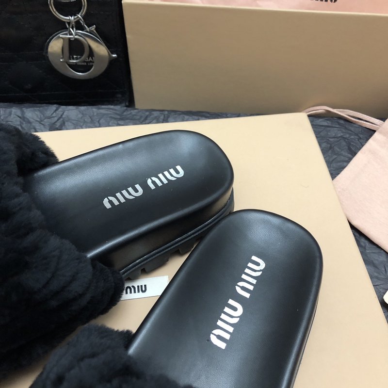미우미우 가을 겨울 울 슬리퍼 001-213561