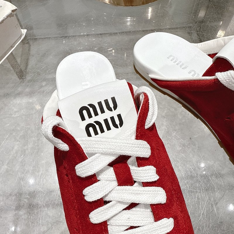 미우미우 데트레 스타일 뮬 001-213564
