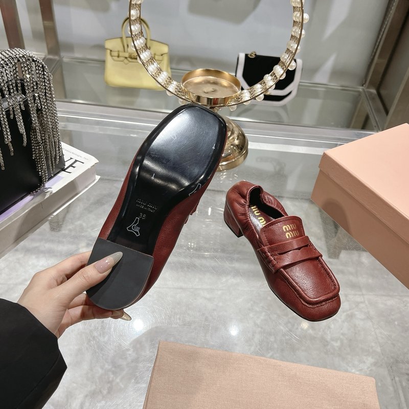 미우미우 봄 신상 메리제인 발레슈즈 하이힐 원샷 001-213596