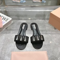 미우미우 여름 신상 다이아몬드 원스트랩 샌들 001-213606
