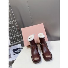 미우미우 가을 겨울 한정판 투톤 가죽 부츠 001-213673