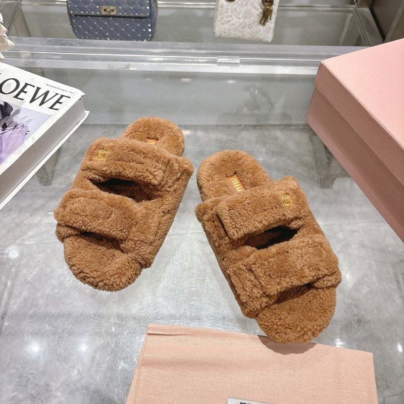 미우미우 클래식 가을 겨울 레터링 울 슬리퍼 001-213693