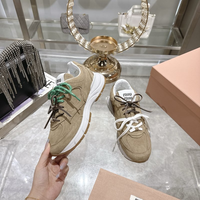 미우미우 레트로 빈티지 두꺼운 밑창 캐주얼 운동화 001-213733