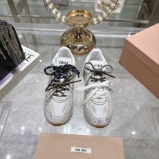 미우미우 빈티지 distressed 두꺼운 밑창 캐주얼 001-213736