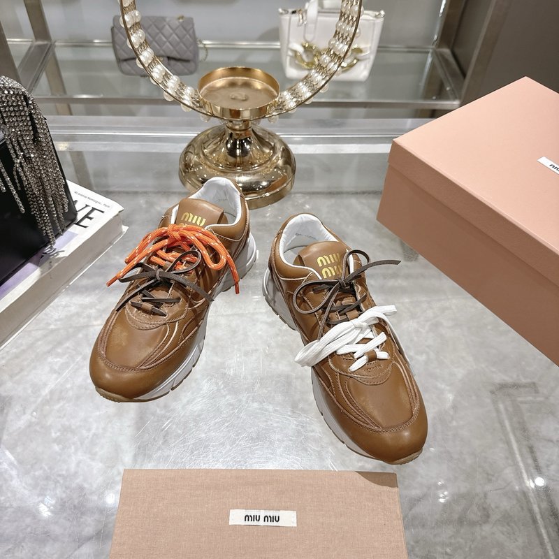 미우미우 빈티지 distressed 두꺼운 밑창 캐주얼 001-213739
