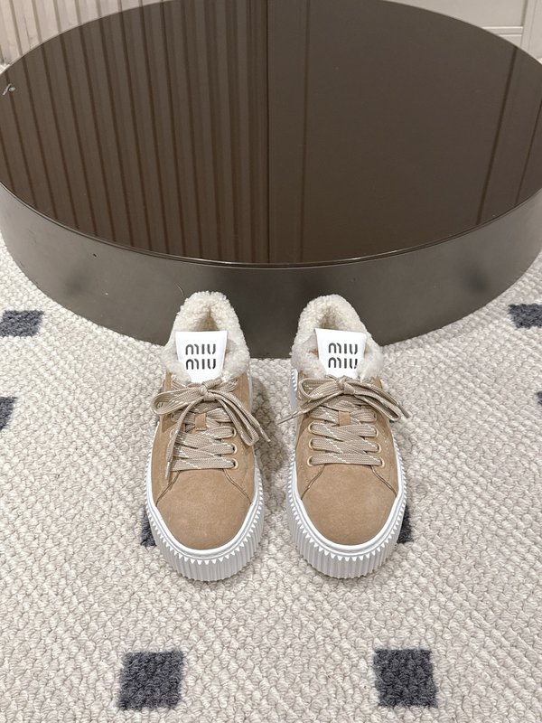 MIUMIU 리얼 퍼 스웨이드 플랫폼 슈즈 001-213776