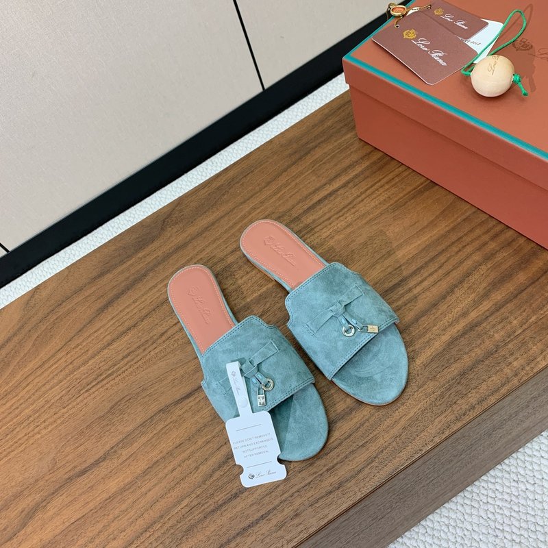 스웨이드 플랫 샌들 001-213811