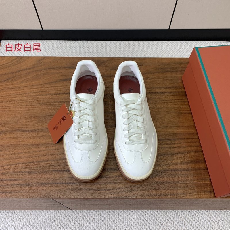 로로 피아나 커플 독일군 훈련화 001-213904