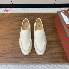 로로피아나 광택 가죽 로퍼 001-213919