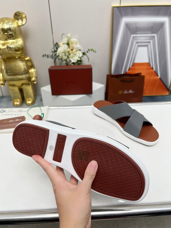 로로 피아나 수입 실크 송아지 가죽 수제 샌들 001-213956