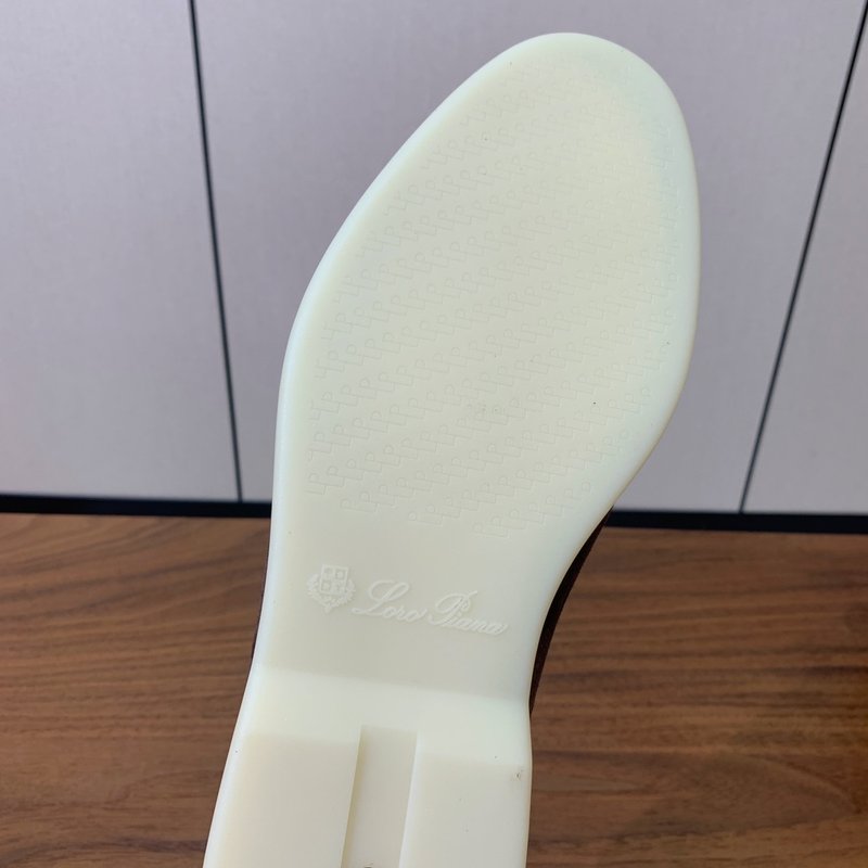 로로 피아나 남성 스무스 로퍼 001-214006