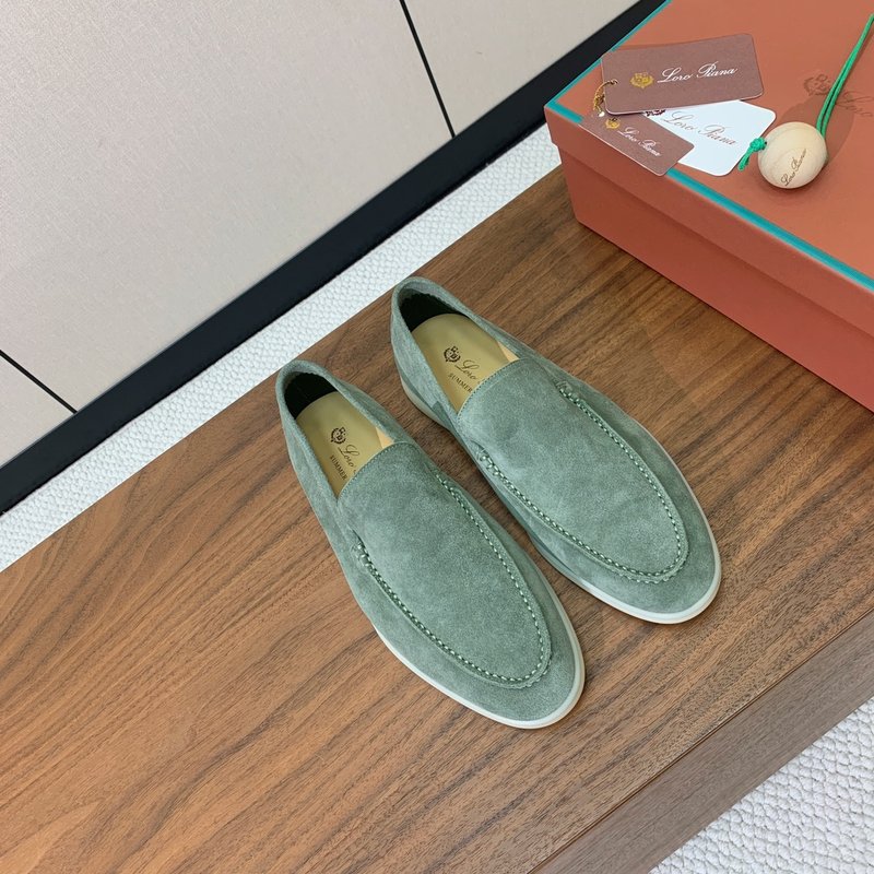 로로 피아나 남성 스웨이드 로퍼 001-214007