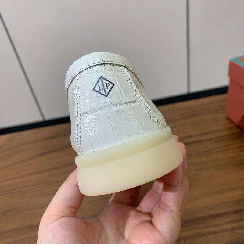 로로피아나 스파이딩 스웨이드 로퍼 001-214018
