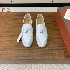 로로 피아나 레더 로퍼 001-214021