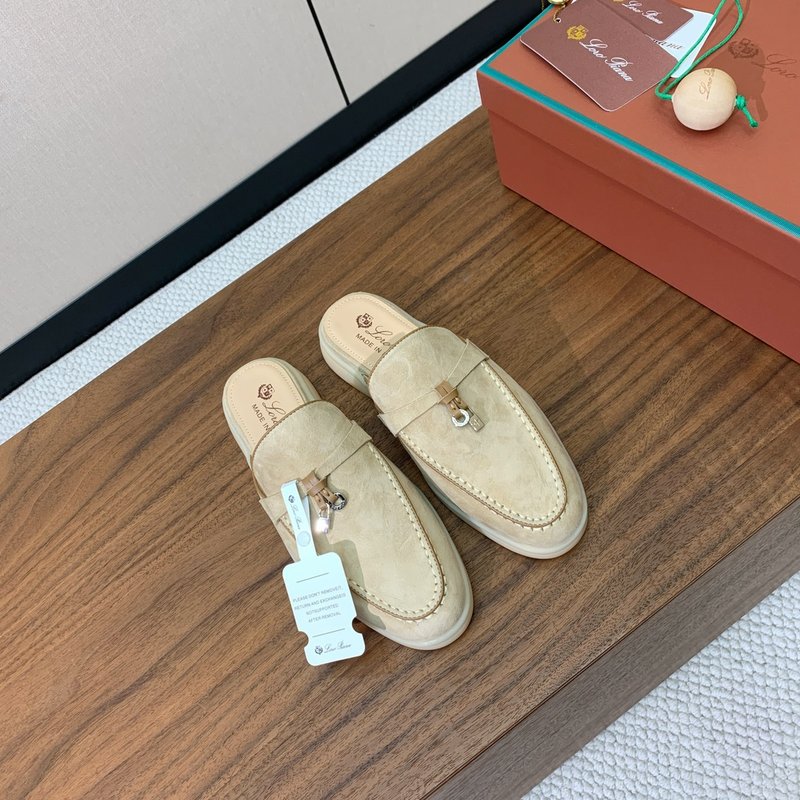 로로피아나 캐시미어 록 스티치 뮬 001-214034