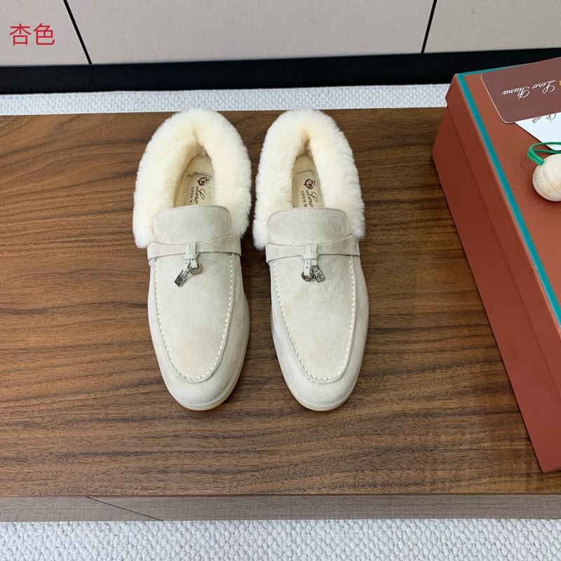 로로 피아나 칼라 울 로퍼 001-214060