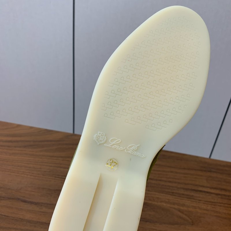 로로피아나 양모 로퍼 슈즈 001-214068