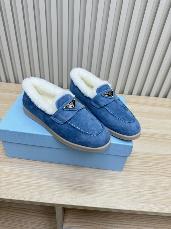 프라다 가을 겨울 울 칼라 로퍼 001-214087