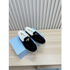 프라다 가을 겨울 울 칼라 로퍼 001-214088