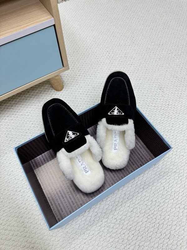 프라다 토우 울 슬리퍼 001-214107