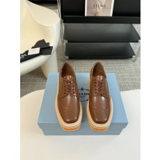 프라다 두꺼운 밑단 레이스 구멍 브로구 플랫폼 슈즈 001-214133
