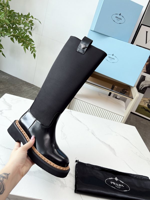 프라다 클래식 트라이앵글 로고 원스테ップ 여성 부츠 001-214279