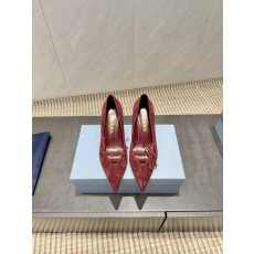 프라다 뾰족코 캐시어 하이힐 펌프스 001-214367