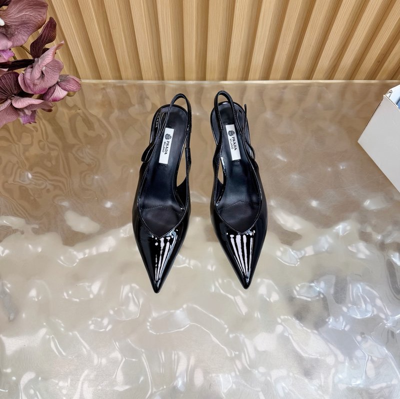 프라다 뾰족발가락 오픈토 하이힐 빈티지 룩 샌들 001-214396