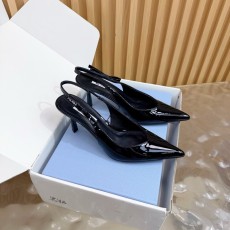 프라다 뾰족발가락 오픈토 하이힐 빈티지 룩 샌들 001-214396