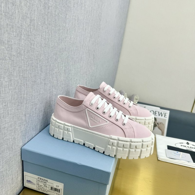 프라다 로고 프린트 두꺼운 밑창 캔버스 캐주얼 슈즈 001-214403