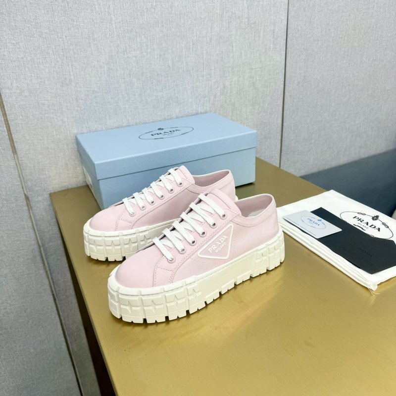 프라다 로고 프린트 두꺼운 밑창 캔버스 캐주얼 슈즈 001-214403